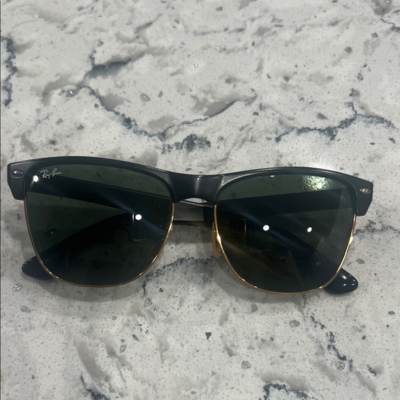Ray-Ban Clubmaster Oversized Black and Gold Sunglasses - Picture 1 of 3